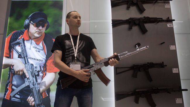 Магазин концерна Калашников в аэропорту Шереметьево Магазин концерна Калашников в аэропорту Шереметьево