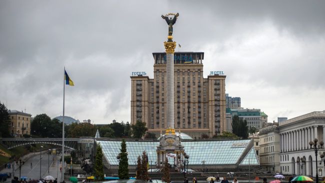 Монумент Независимости Украины на площади Независимости в Киеве. Архивное фото Монумент Независимости Украины на площади Независимости в Киеве. Архивное фото