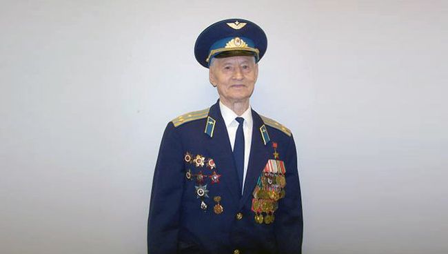 Герой Советского Союза, летчик-штурмовик Степан Борозенец. Архивное фото Герой Советского Союза, летчик-штурмовик Степан Борозенец. Архивное фото