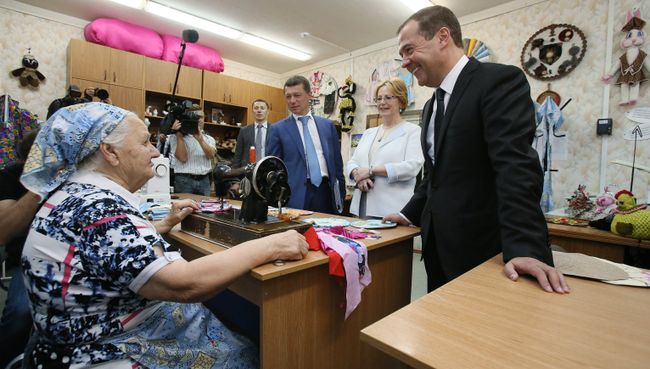 Рабочая поездка премьер-министра РФ Д. Медведева в Липецкую область Рабочая поездка премьер-министра РФ Д. Медведева в Липецкую область