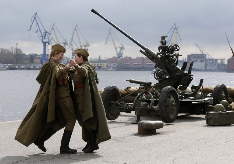 Участники исторической реконструкции Конвой PQ-15, посвященной подвигу участников Полярных конвоев в Санкт-Петербурге 
