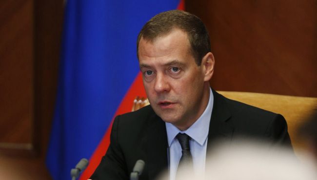 Дмитрий Медведев проводит совещание по финансово-экономическим вопросам в подмосковной резиденции Горки. 31 августа 2016 Дмитрий Медведев проводит совещание по финансово-экономическим вопросам в подмосковной резиденции Горки. 31 августа 2016