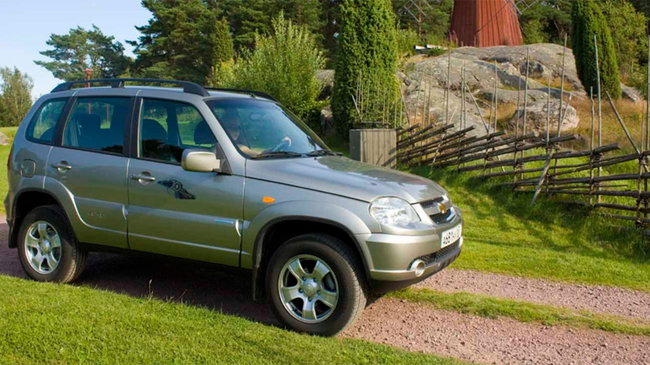 Автомобиль Chevrolet Niva Автомобиль Chevrolet Niva
