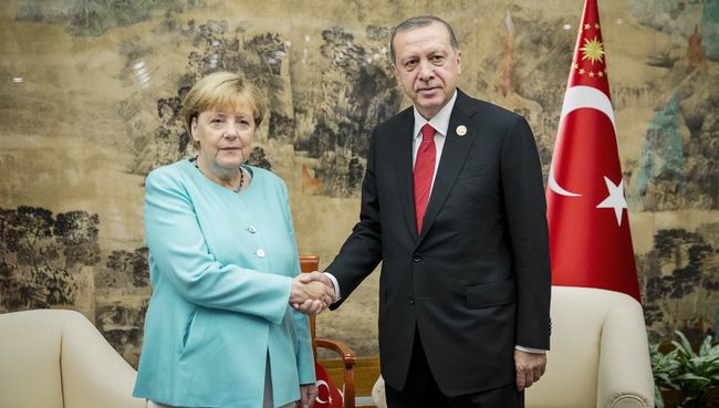 Канцлер ФРГ Ангела Меркель и президент Турции Тайип Реджеп Эрдоган. Архивное фото