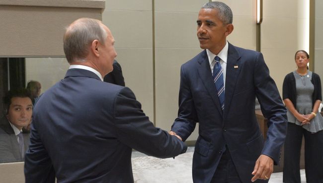 Президент России Владимир Путин и президент США Барак Обама. Архивное фото Президент России Владимир Путин и президент США Барак Обама. Архивное фото