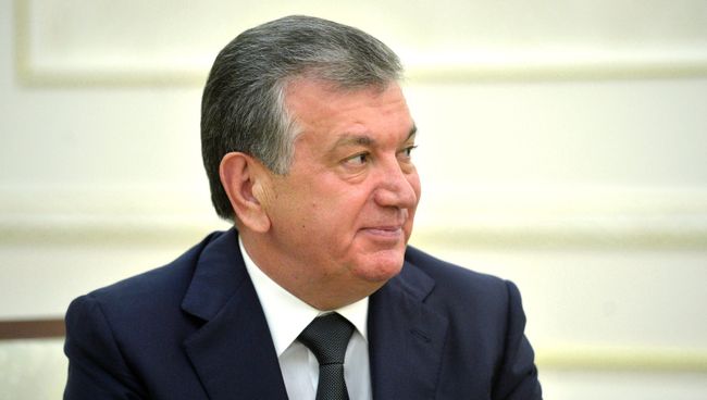 Премьер-министр Узбекистана Шавкат Мирзиёев во время беседы с президентом РФ Владимиром Путиным в самаркандской резиденции президента Узбекистана. 6 сентября 2016 Премьер-министр Узбекистана Шавкат Мирзиёев во время беседы с президентом РФ Владимиром Путиным в самаркандской резиденции президента Узбекистана. 6 сентября 2016