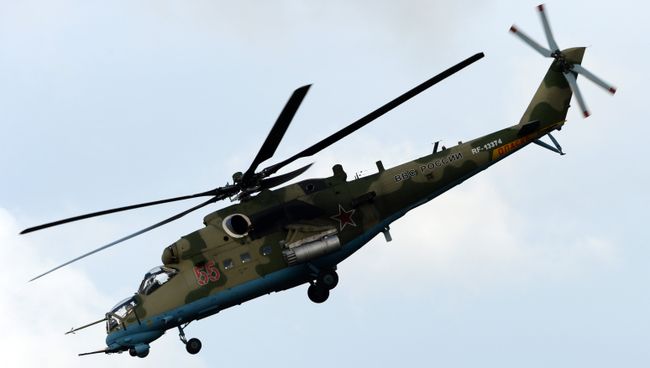 Вертолет Ми-35 во время показных учений в Кубинке на Международном военно-техническом форуме АРМИЯ-2016. Архивное фото