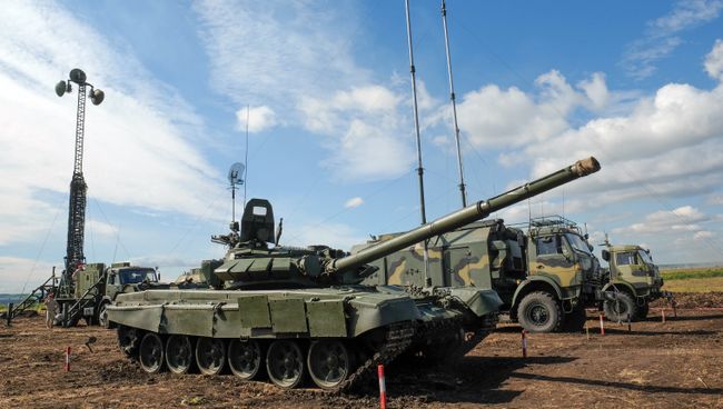 Демонстрационный показ военной техники 15-й отдельной мотострелковой бригады, 2-й гвардейской общевойсковой Краснознаменной армии в рамках Международного военно-технического форума АРМИЯ-2016 в Самаре