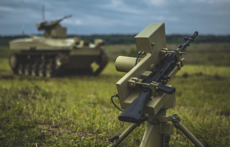 Концерн Калашников представил на Армии-2016 боевые возможности нового автоматизированного комплекса Соратник