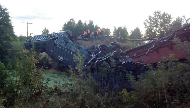 Пять вагонов грузового поезда в среду сошли с рельсов вблизи Пензы Пять вагонов грузового поезда в среду сошли с рельсов вблизи Пензы