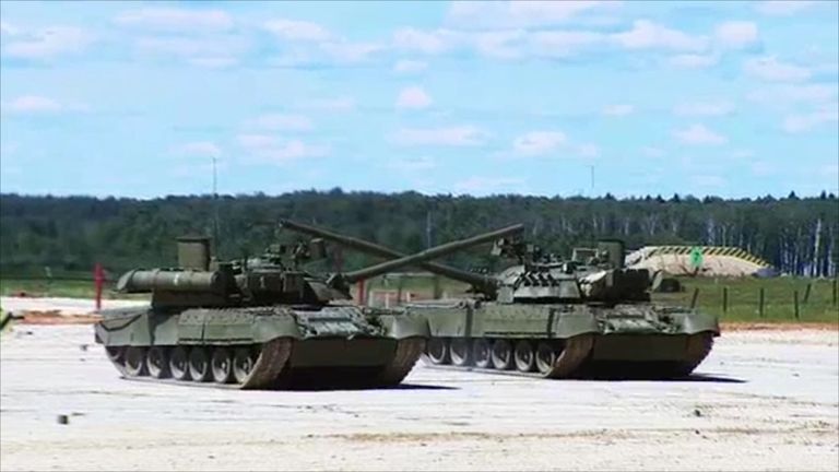 К 70-летию Дня танкиста: Армата и российские боевые машины в действии К 70-летию Дня танкиста: Армата и российские боевые машины в действии