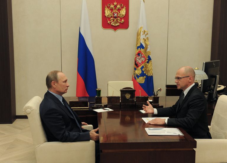 Рабочая встреча президента РФ В. Путина с главой госкорпорации Росатом С. Кириенко. 12 сентября 2016 Рабочая встреча президента РФ В. Путина с главой госкорпорации Росатом С. Кириенко. 12 сентября 2016