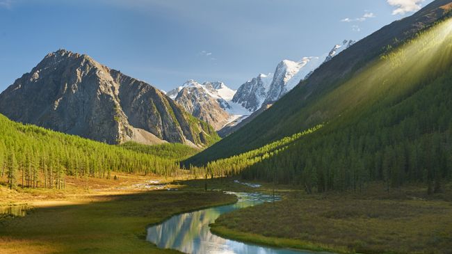 Алтайские горы. Архивное фото