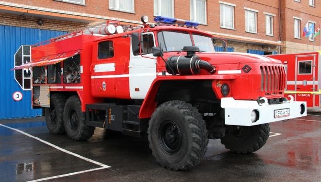Пожарная машина ГУ МЧС по Калужской области Пожарная машина ГУ МЧС по Калужской области