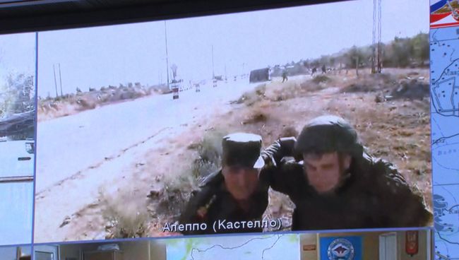 Военных РФ в Сирии обстреляли во время видеомоста с Москвой. Кадры инцидента Военных РФ в Сирии обстреляли во время видеомоста с Москвой. Кадры инцидента