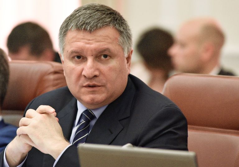 Министр внутренних дел Украины Арсен Аваков на заседании Кабинета министров Украины в Киеве