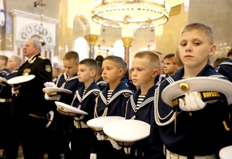 Посвящение в кадеты воспитанников Кронштадтского морского кадетского корпуса Посвящение в кадеты воспитанников Кронштадтского морского кадетского корпуса