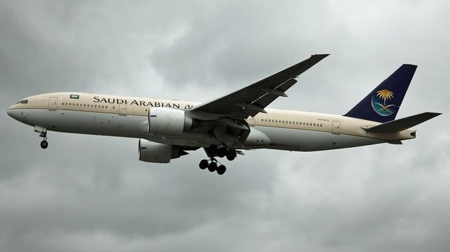 Самолет авиакомпании Saudi Arabian Airlines Самолет авиакомпании Saudi Arabian Airlines