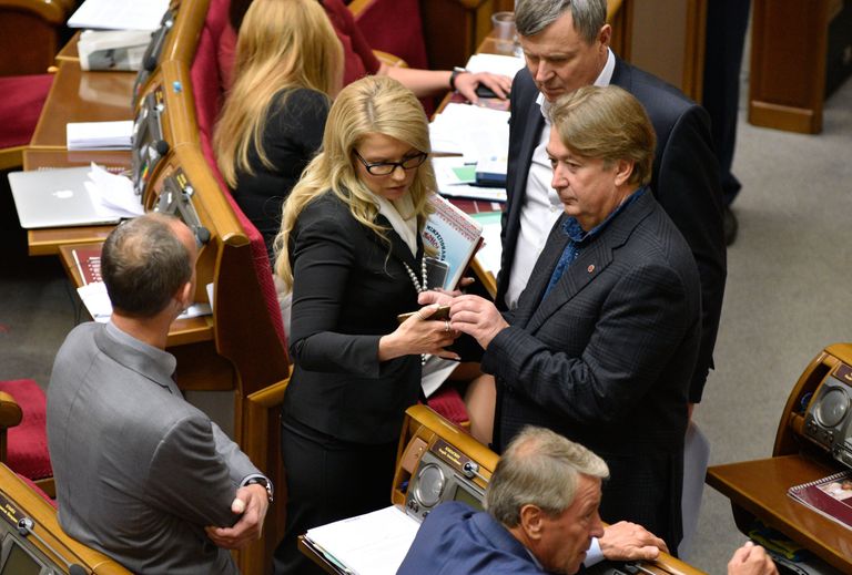 Лидер фракции ВО Батькивщина Юлия Тимошенко на заседании Верховной Рады Украины в Киеве Лидер фракции ВО Батькивщина Юлия Тимошенко на заседании Верховной Рады Украины в Киеве