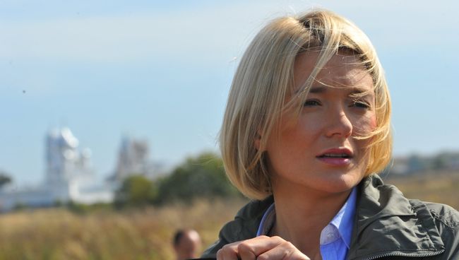 Актриса Надежда Михалкова на съемочной площадке сериала Нелюбимая