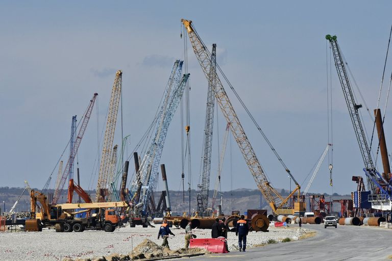 Строительство моста через Керченский пролив в Крыму
