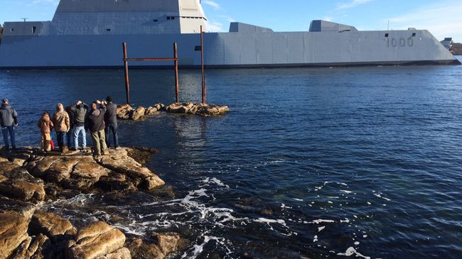 Эсминец ВМС США USS Zumwalt