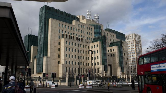 Штаб-квартира внешней разведки Великобритании MI6 в Лондоне. Архивное фото Штаб-квартира внешней разведки Великобритании MI6 в Лондоне. Архивное фото