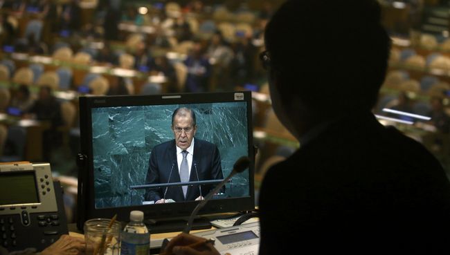 Глава МИД РФ Сергей Лавров во время выступления на Генассамблее ООН Глава МИД РФ Сергей Лавров во время выступления на Генассамблее ООН