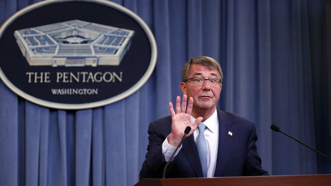 Министр обороны США Эштон Картер Министр обороны США Эштон Картер