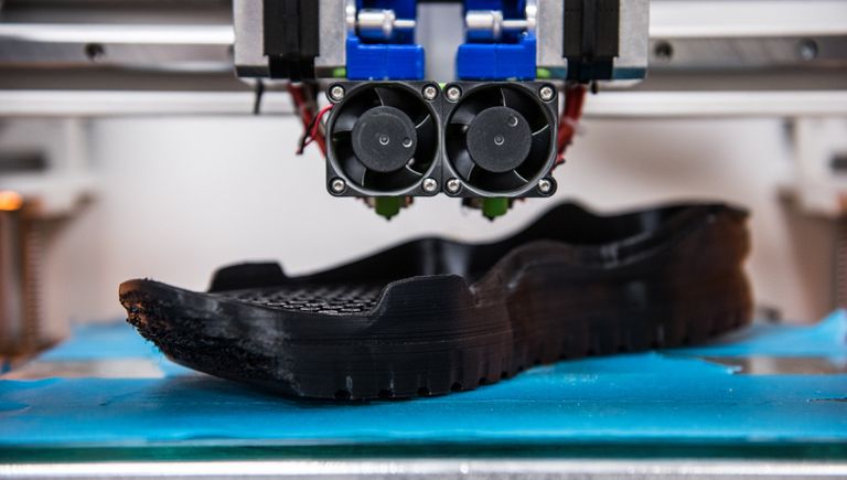 МИСиС распечатал на 3D-принтере кроссовки с охлаждаемой подошвой МИСиС распечатал на 3D-принтере кроссовки с охлаждаемой подошвой