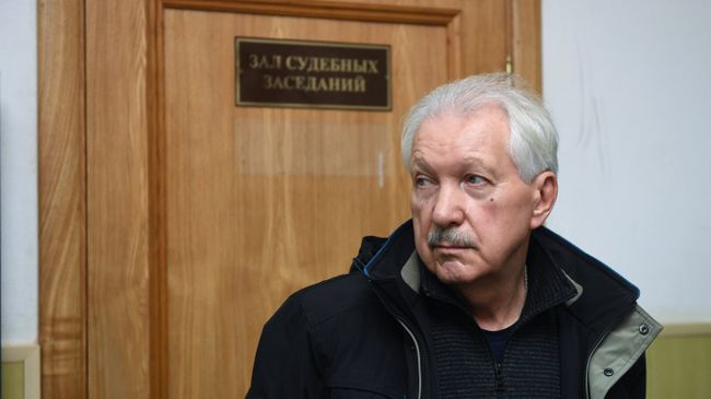 Бывший глава Коми Владимир Торлопов, обвиняемый в коррупции, в Басманном суде Москвы