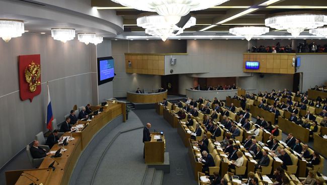 Министр финансов РФ Антон Силуанов выступает на парламентских слушаниях комитета Государственной Думы по бюджету и налогам. 10 октября 2016 Министр финансов РФ Антон Силуанов выступает на парламентских слушаниях комитета Государственной Думы по бюджету и налогам. 10 октября 2016