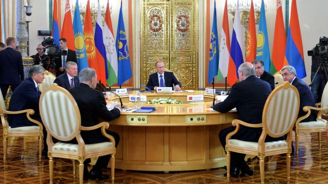Заседание сессии Совета коллективной безопасности Организации Договора о коллективной безопасности (ОДКБ). Архивное фото Заседание сессии Совета коллективной безопасности Организации Договора о коллективной безопасности (ОДКБ). Архивное фото