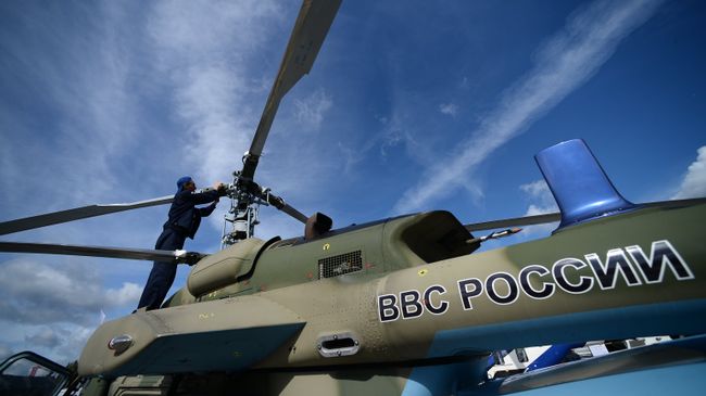 Легкий многоцелевой вертолет Ка-226Т. Архивное фото