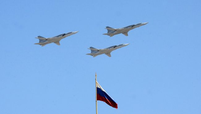 Дальние ракетоносцы-бомбардировщики Ту-22М3. Архивное фото Дальние ракетоносцы-бомбардировщики Ту-22М3. Архивное фото
