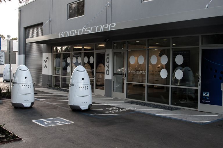 Робот-полицейский Knightscope K5 Робот-полицейский Knightscope K5