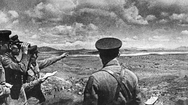 Советские командиры на берегу озера Хасан во время вторжения японских войск. 1938 год 