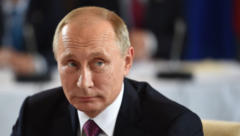 Президент России Владимир Путин перед встречей лидеров стран нормандской четверки в Берлине Президент России Владимир Путин перед встречей лидеров стран нормандской четверки в Берлине