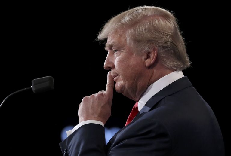 Дональд Трамп на третьих теледебатах. 19 октября 2016 года Дональд Трамп на третьих теледебатах. 19 октября 2016 года