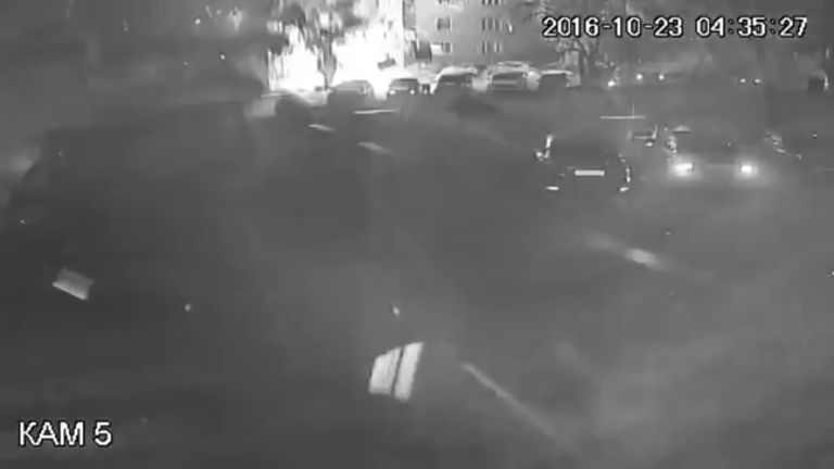 Камера видеонаблюдения зафиксировала момент взрыва жилого дома в Рязани Камера видеонаблюдения зафиксировала момент взрыва жилого дома в Рязани