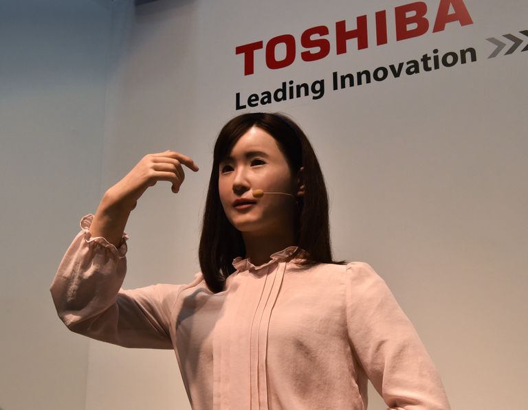Робот-гуманоид Айко Чихира от компании Toshiba Робот-гуманоид Айко Чихира от компании Toshiba