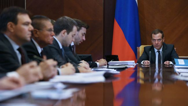 Председатель правительства РФ Дмитрий Медведев проводит заседание правительственной комиссии по использованию IT для улучшения качества жизни. 24 октября 2016