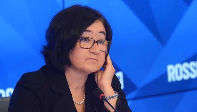 Директор Государственной Третьяковской галереи Зельфира Трегулова на пресс-конференции, посвященной проекту Третьяковской галереи Roma Aeterna. Шедевры Пинакотеки Ватикана. Беллини, Рафаэль, Караваджо, в Международном мультимедийном пресс-центре МИА Россия сегодня в Москве Директор Государственной Третьяковской галереи Зельфира Трегулова на пресс-конференции, посвященной проекту Третьяковской галереи Roma Aeterna. Шедевры Пинакотеки Ватикана. Беллини, Рафаэль, Караваджо, в Международном мультимедийном пресс-центре МИА Россия сегодня в Москве