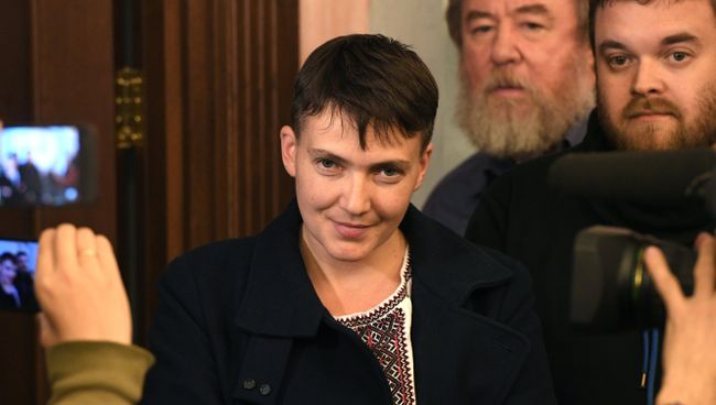 Депутат Верховной рады Надежда Савченко на заседании Верховного суда РФ на рассмотрение апелляции по делу Н. Карпюка и С. Клыха. 26 октября 2016 Депутат Верховной рады Надежда Савченко на заседании Верховного суда РФ на рассмотрение апелляции по делу Н. Карпюка и С. Клыха. 26 октября 2016