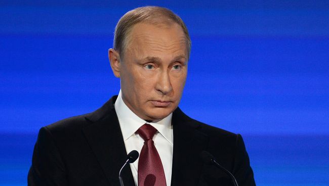 Президент РФ Владимир Путин выступает на итоговой пленарной сессии XIII ежегодного заседания Международного дискуссионного клуба Валдай в Сочи. 27 октября 2016 Президент РФ Владимир Путин выступает на итоговой пленарной сессии XIII ежегодного заседания Международного дискуссионного клуба Валдай в Сочи. 27 октября 2016