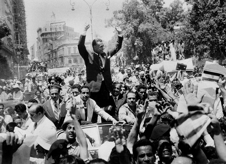 Президент Египта Гамаль Абдель Насер в Каире. 1956 год Президент Египта Гамаль Абдель Насер в Каире. 1956 год