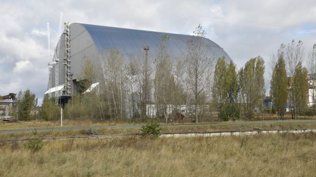 Новый безопасный конфайнмент на Чернобыльской атомной электростанции