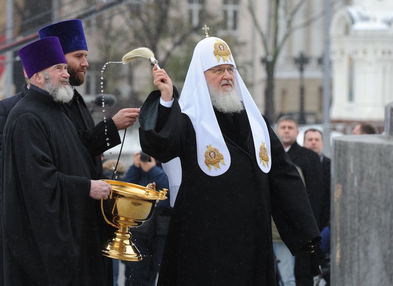 Патриарх Московский и всея Руси Кирилл освящает памятник князю Владимиру Патриарх Московский и всея Руси Кирилл освящает памятник князю Владимиру