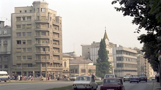 На одной из улиц Бухареста. Архивное фото На одной из улиц Бухареста. Архивное фото