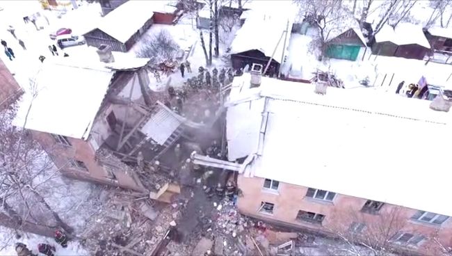 Взрыв газа в жилом доме в Иваново: разбор завалов и эвакуация пострадавших Взрыв газа в жилом доме в Иваново: разбор завалов и эвакуация пострадавших